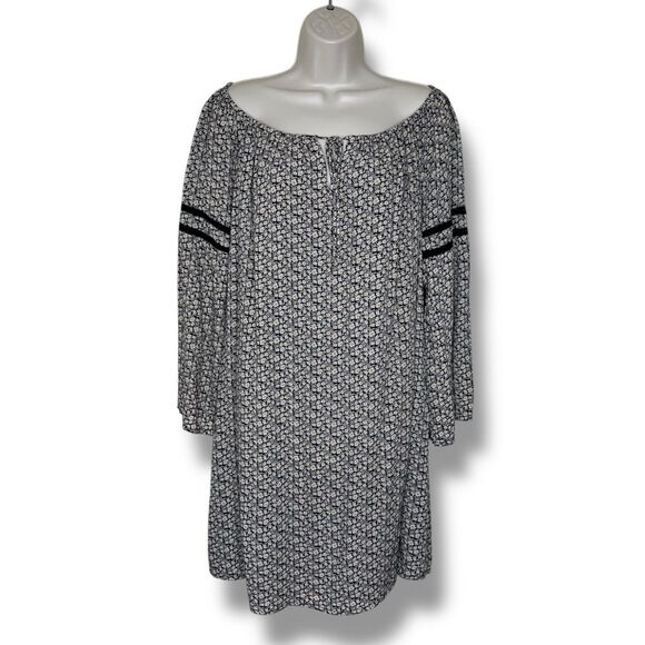 Natural Life Phoebe Ditsy Floral Bell Sleeve Lace Trim Boho Shift Dress Women M - Picture 1 of 12